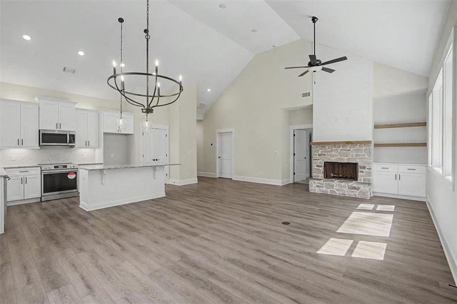 Spacious, unfurnished interior of a new home in , Dallas (Image 30).