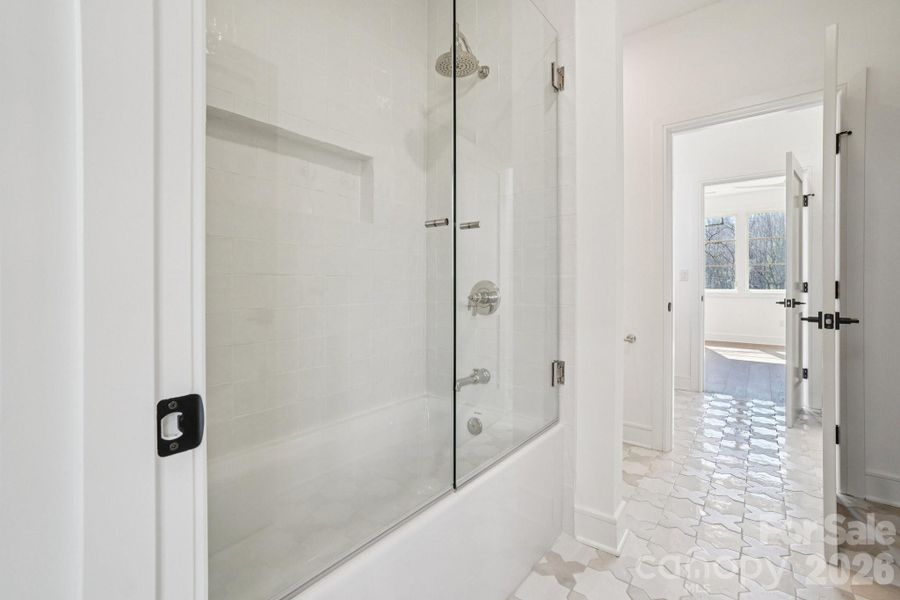 Image 42 of a home in .