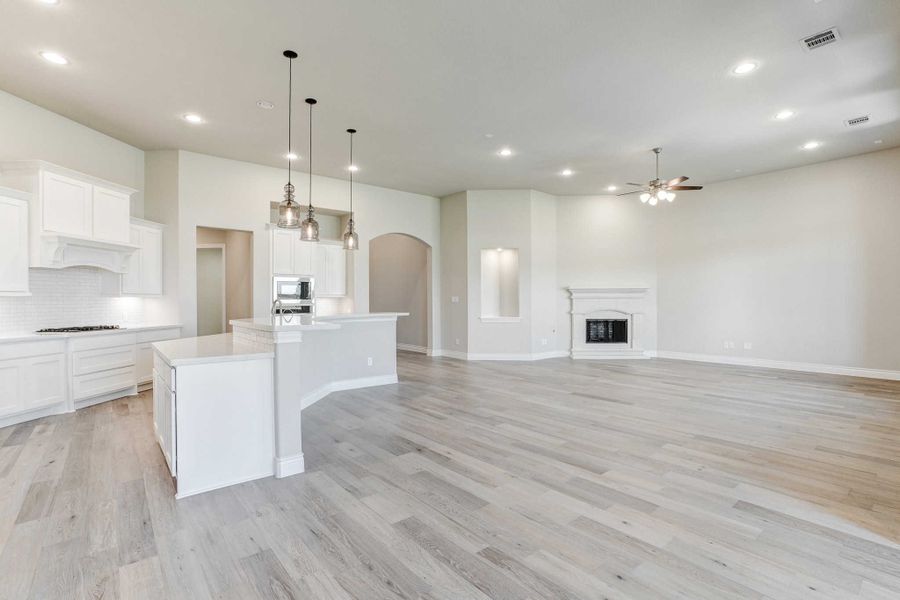 Representative unfurnished interior of a home built from the 2688 by Ravenna Homes in The Woodlands Hills 65′, Willis (Image 24).