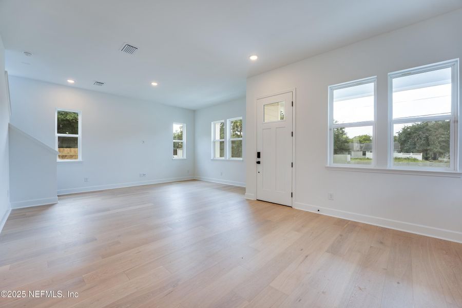 Spacious, unfurnished interior of a new home in , Jacksonville (Image 20). Spacious, unfurnished interior of a new home in , Jacksonville (Image 20).