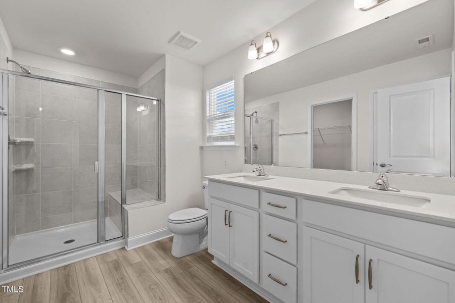 22-web-or-mls-5Z8A2768 22-web-or-mls-5Z8A2768