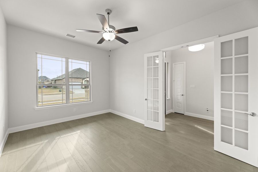 Spacious, unfurnished interior of a new home in Anna Town Square, Anna (Image 18). Spacious, unfurnished interior of a new home in Anna Town Square, Anna (Image 18).