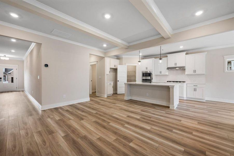 Spacious, unfurnished interior of a new home in Pinecrest Ridge, Dacula (Image 20).