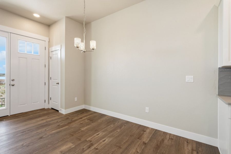 Spacious, unfurnished interior of a new home in The Lakes at Centerra, Loveland (Image 11).