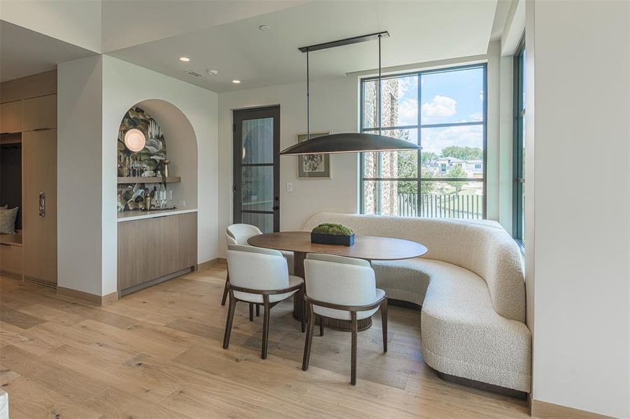 Furnished interior view inside a new home in , Southlake (Image 17).