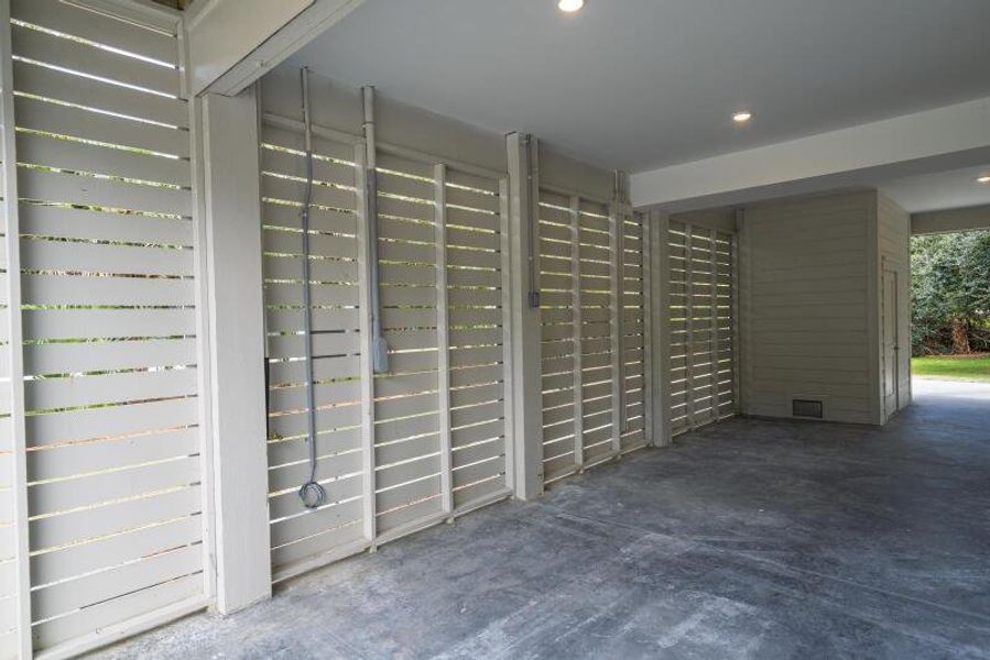 Spacious, unfurnished interior of a new home in , Edisto Beach (Image 60).