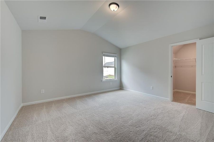 Spacious, unfurnished interior of a new home in Kingston, Locust Grove (Image 28).