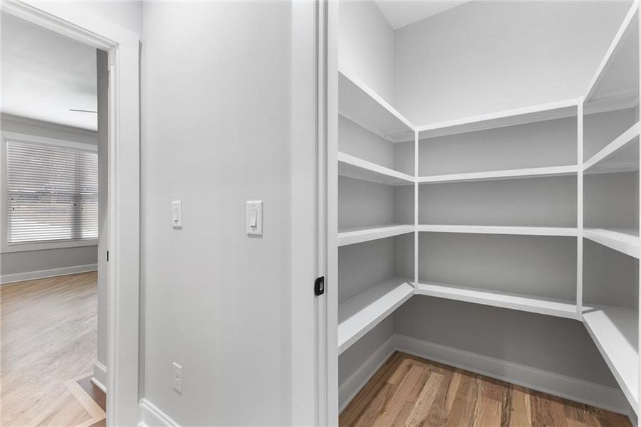 Spacious, unfurnished interior of a new home in , Lawrenceville (Image 13).