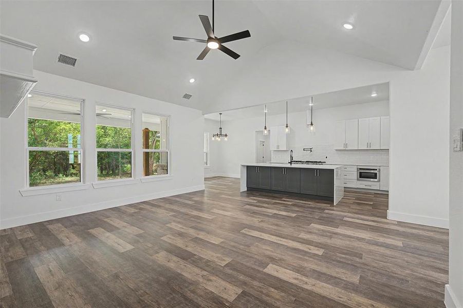 Spacious, unfurnished interior of a new home in , Rio Vista (Image 20). Spacious, unfurnished interior of a new home in , Rio Vista (Image 20).