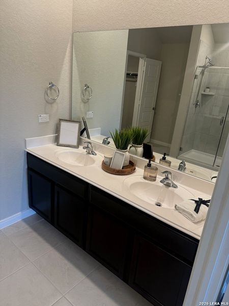 Furnished interior view inside a new home in Jordan's Ranch, San Antonio (Image 11).