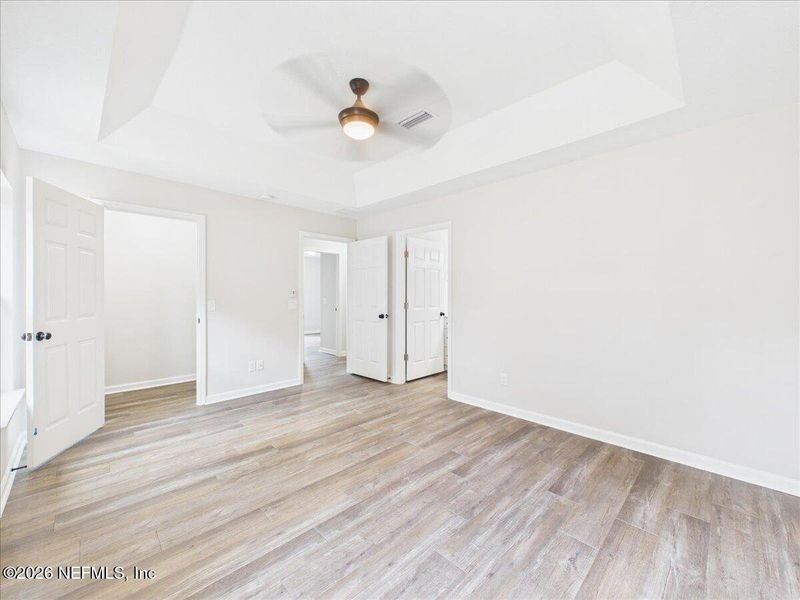 Spacious, unfurnished interior of a new home in , Palatka (Image 21).