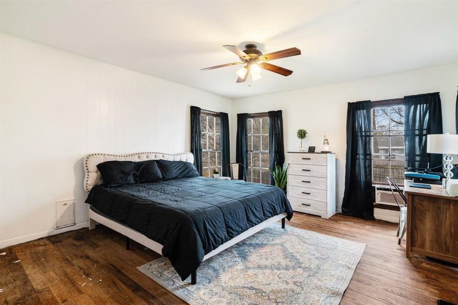 Furnished interior view inside a new home in , Paris (Image 6). Furnished interior view inside a new home in , Paris (Image 6).