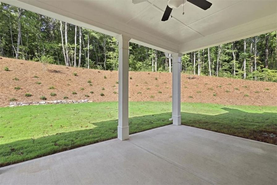 Exterior details and patio area of a home in Bradley Gin, Monroe (Image 3).