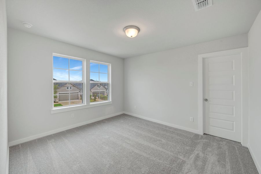 Spacious, unfurnished interior of a new home in Mason Woods, Cypress (Image 34).