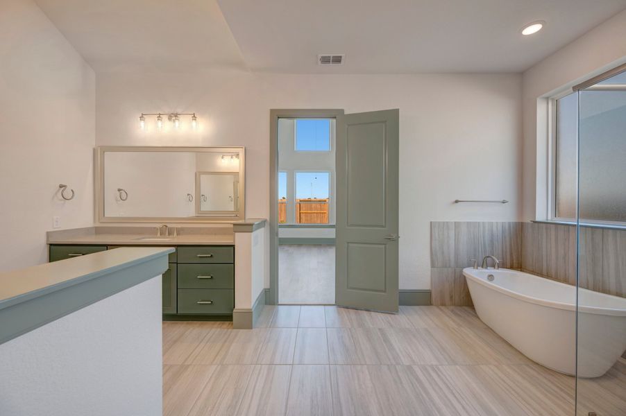 Owner's Bath Owner's Bath