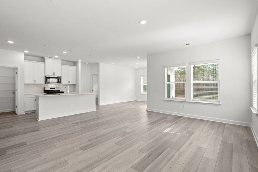 Spacious, unfurnished interior of a new home in Palmetto Place, Longs (Image 20).