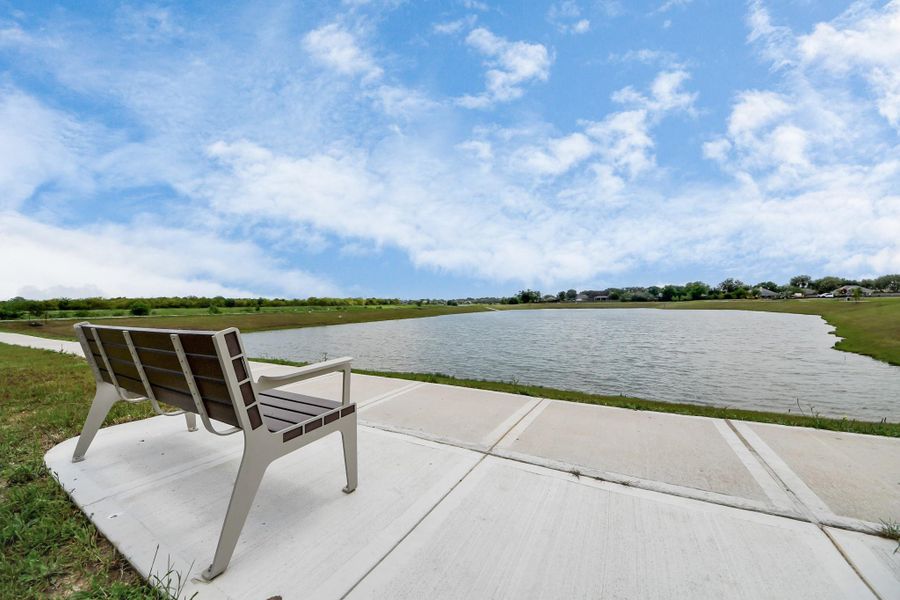 Community amenities in Sunrise Cove, Texas City (Image 14).