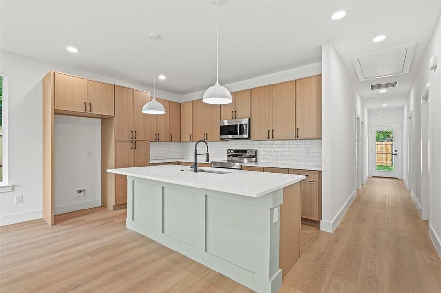 Furnished interior view inside a new home in , Dallas (Image 4).