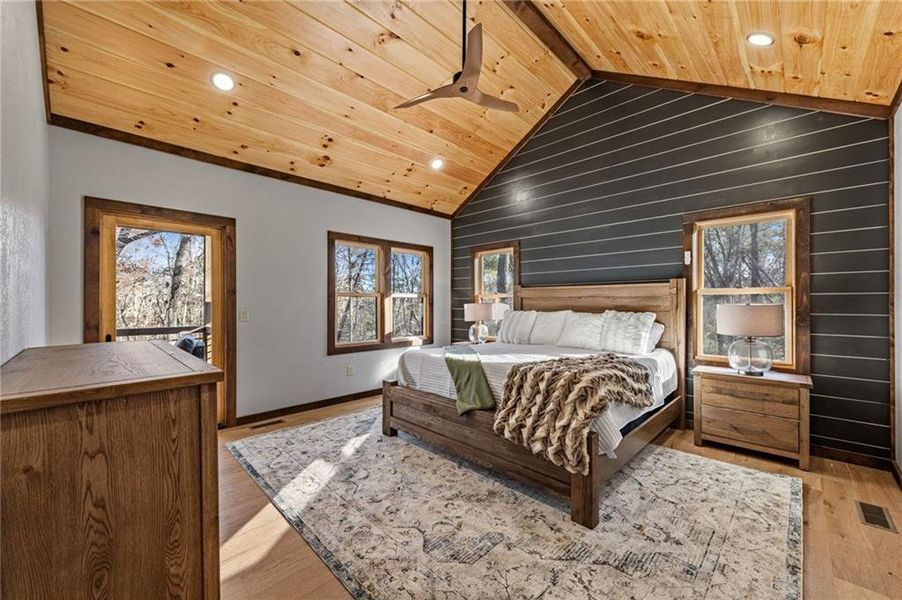 Furnished interior view inside a new home in , McCaysville (Image 12).