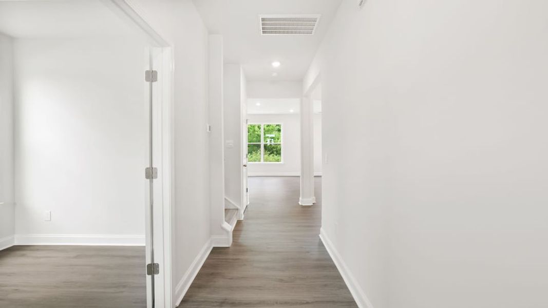Spacious, unfurnished interior of a new home in Briargate, Fountain Inn (Image 13).