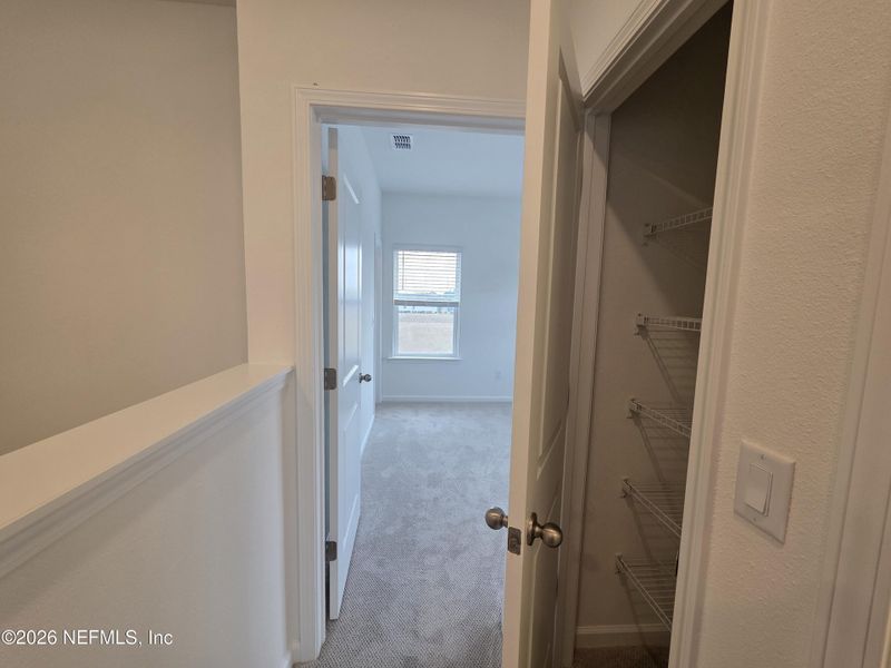 Spacious, unfurnished interior of a new home in Hyland Trail, Green Cove Springs (Image 20). Spacious, unfurnished interior of a new home in Hyland Trail, Green Cove Springs (Image 20).