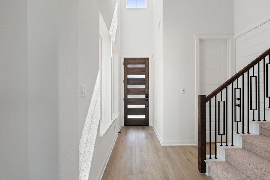 Spacious, unfurnished interior of a new home in Terrace Collection at Lariat, Liberty Hill (Image 18).