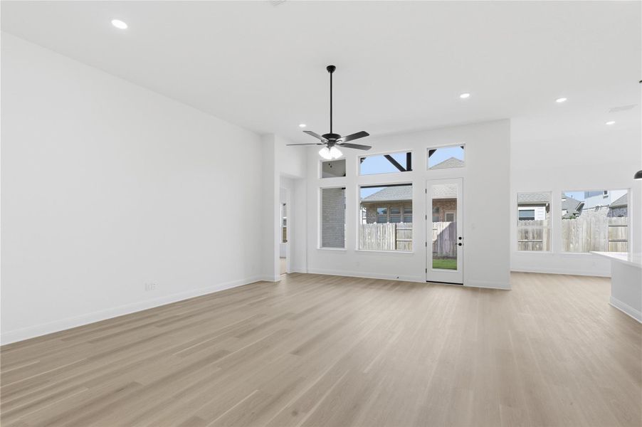 Spacious, unfurnished interior of a new home in Hawkes Landing, Leander (Image 16). Spacious, unfurnished interior of a new home in Hawkes Landing, Leander (Image 16).