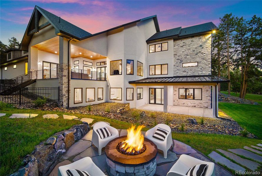 Image 33 of a home in .