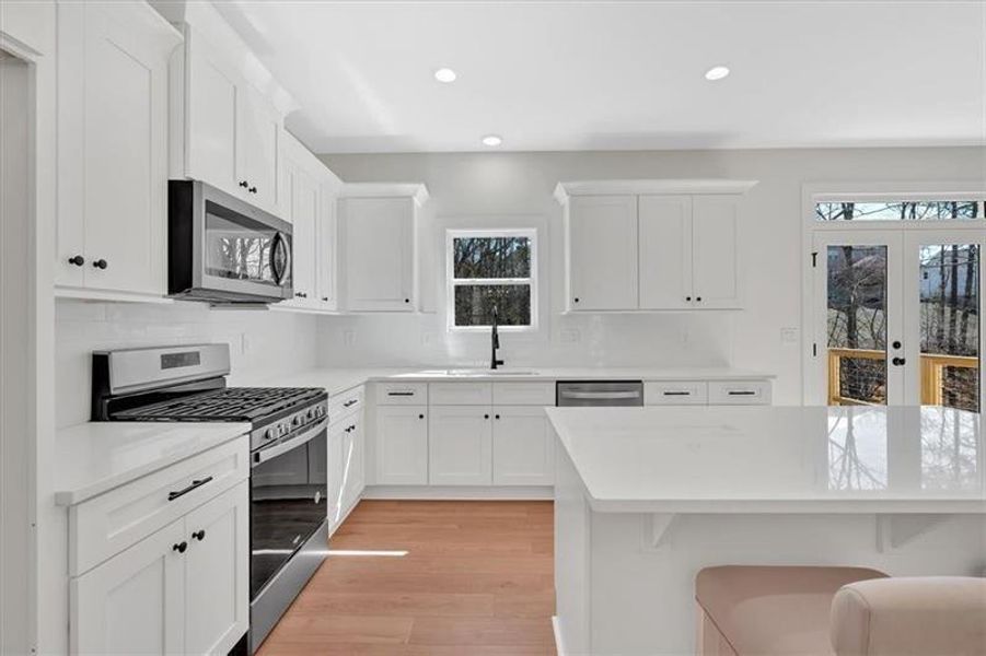 Furnished interior view inside a new home in , Dallas (Image 10).