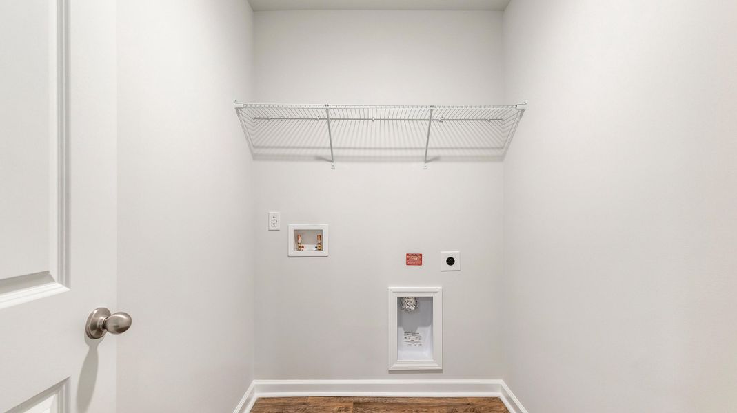 Spacious, unfurnished interior of a new home in Carolina Groves Townhomes, Moncks Corner (Image 18).