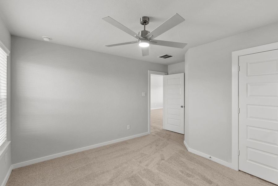 Spacious, unfurnished interior of a new home in Beacon Hill, Waller (Image 17).