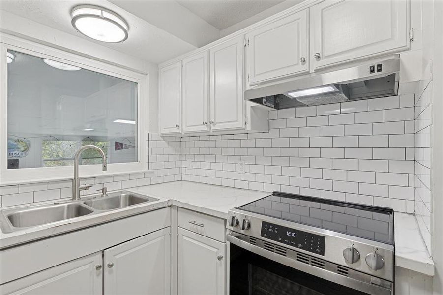 Furnished interior view inside a new home in , Whitney (Image 13).