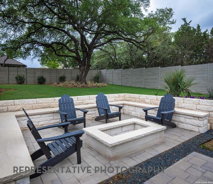 Exterior details and patio area of a home in Prominence, San Antonio (Image 4).