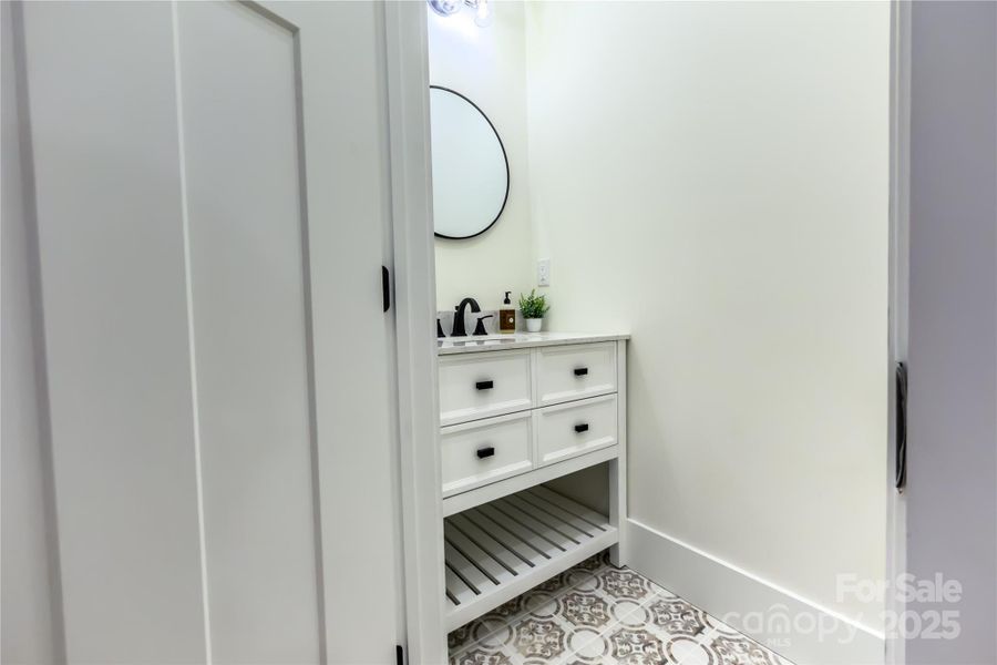 Furnished interior view inside a new home in , Hickory (Image 13).