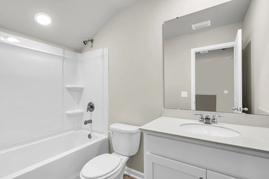 Similar Palmetto floorplan for inspiration - features and finishes vary Similar Palmetto floorplan for inspiration - features and finishes vary