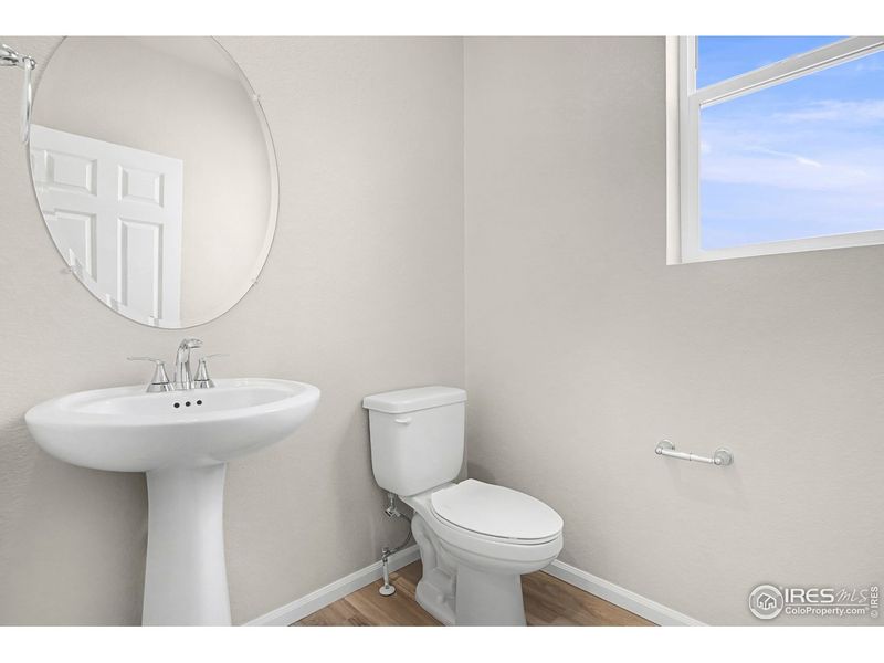 Furnished interior view inside a new home in Lake Bluff, Greeley (Image 16).