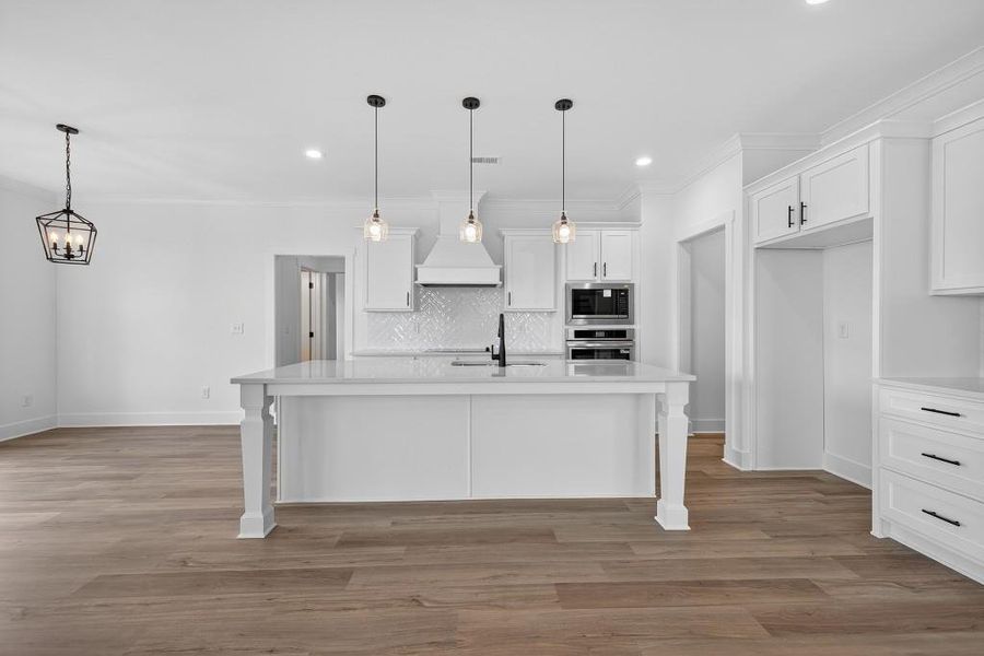 Furnished interior view inside a new home in Magnolia Ridge, Monroe (Image 7).