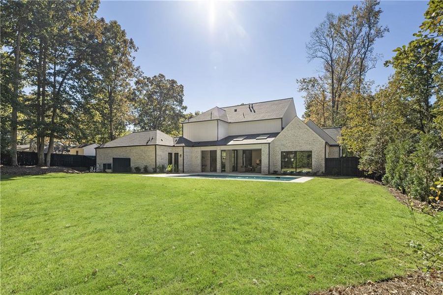 Exterior details and patio area of a home in , Alpharetta (Image 39).