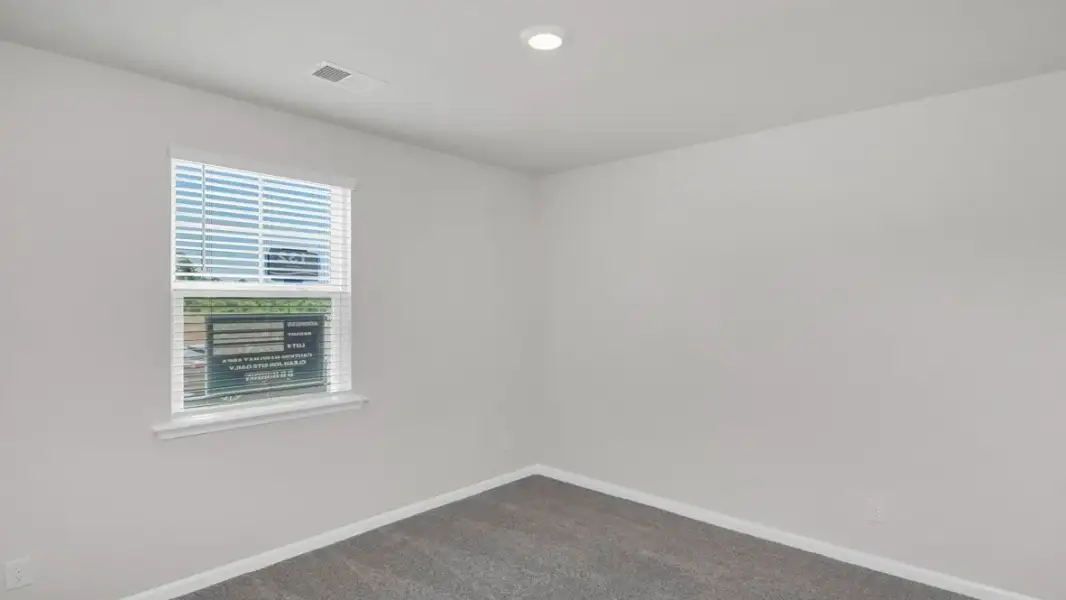 Spacious, unfurnished interior of a new home in Gates Village, Lugoff (Image 21). Spacious, unfurnished interior of a new home in Gates Village, Lugoff (Image 21).