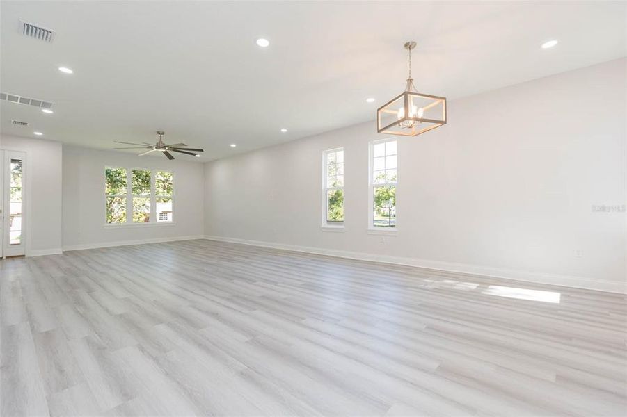 Spacious, unfurnished interior of a new home in , Tampa (Image 45). Spacious, unfurnished interior of a new home in , Tampa (Image 45).