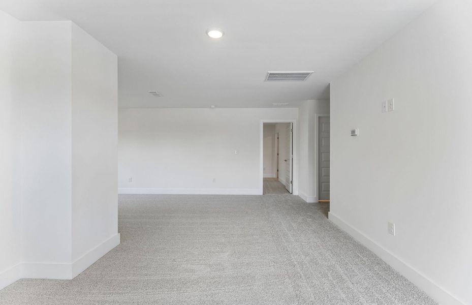 Spacious, unfurnished interior of a new home in Glenview Farms, Murfreesboro (Image 45). Spacious, unfurnished interior of a new home in Glenview Farms, Murfreesboro (Image 45).
