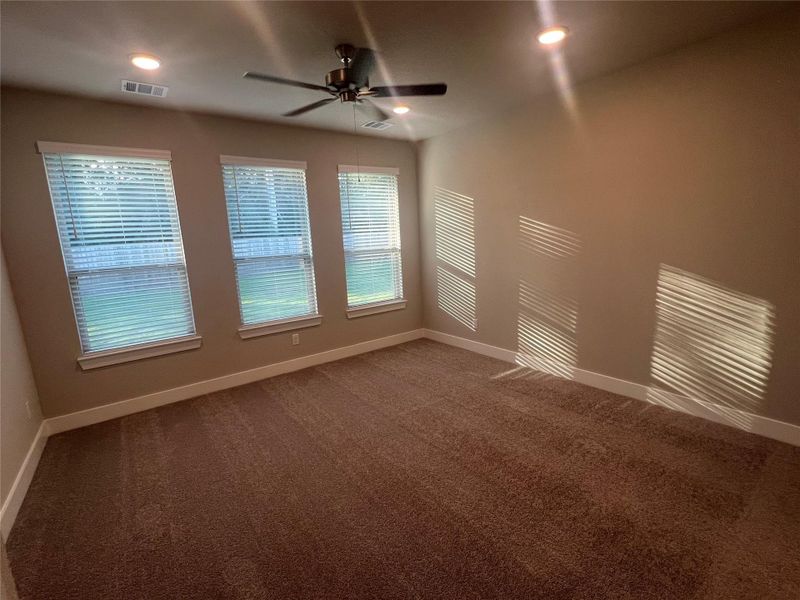 Spacious, unfurnished interior of a new home in Sorella 50s, Tomball (Image 22). Spacious, unfurnished interior of a new home in Sorella 50s, Tomball (Image 22).