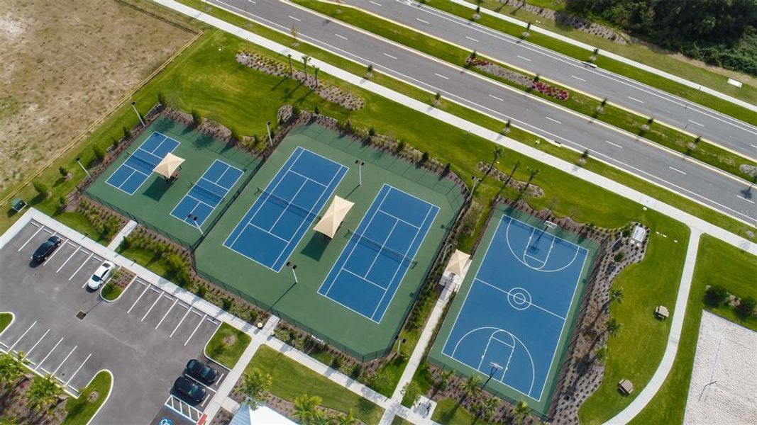 Community amenities in , Apollo Beach (Image 69).