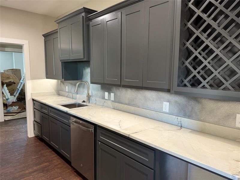 Furnished interior view inside a new home in , Abilene (Image 4).