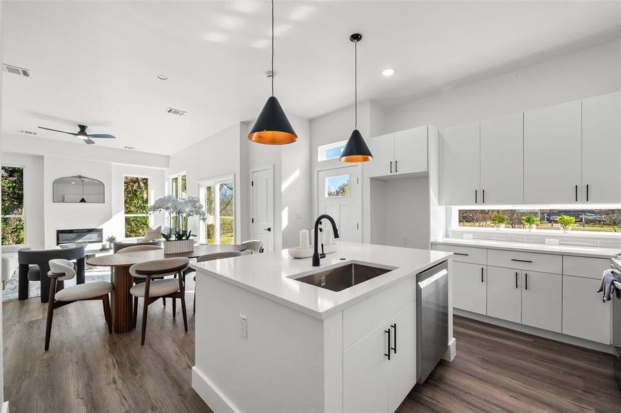 Furnished interior view inside a new home in , Dallas (Image 7).