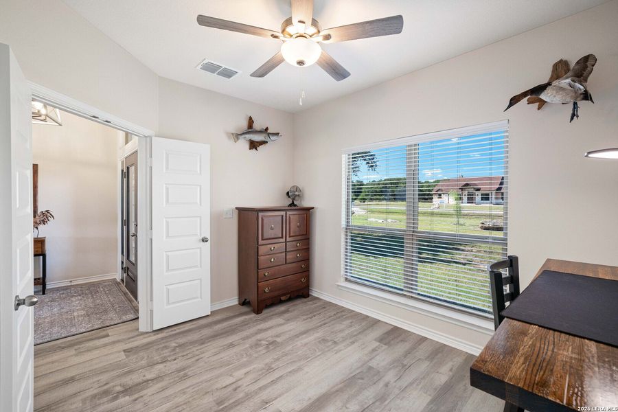 Furnished interior view inside a new home in , Bandera (Image 18).