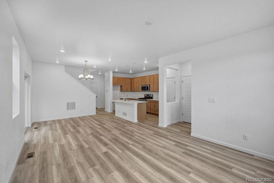 3293 N Coolidge Way ~ Ready Now