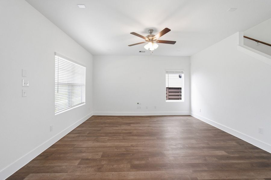 Spacious, unfurnished interior of a new home in Austin Point, Richmond (Image 24).