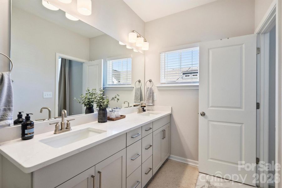 Furnished interior view inside a new home in , Davidson (Image 29).