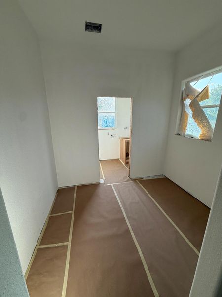 Image 8 of a home in . Image 8 of a home in .